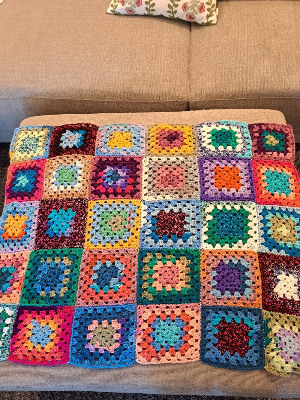 Vtg Afghan Crochet Granny Square 40"x32" Blanket Handmade Throw Quilt Small